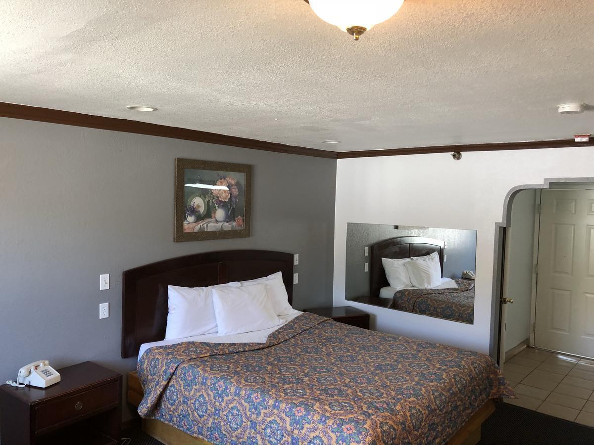 Motel Starlight Inn, Valley Blvd - Downtown La 2*