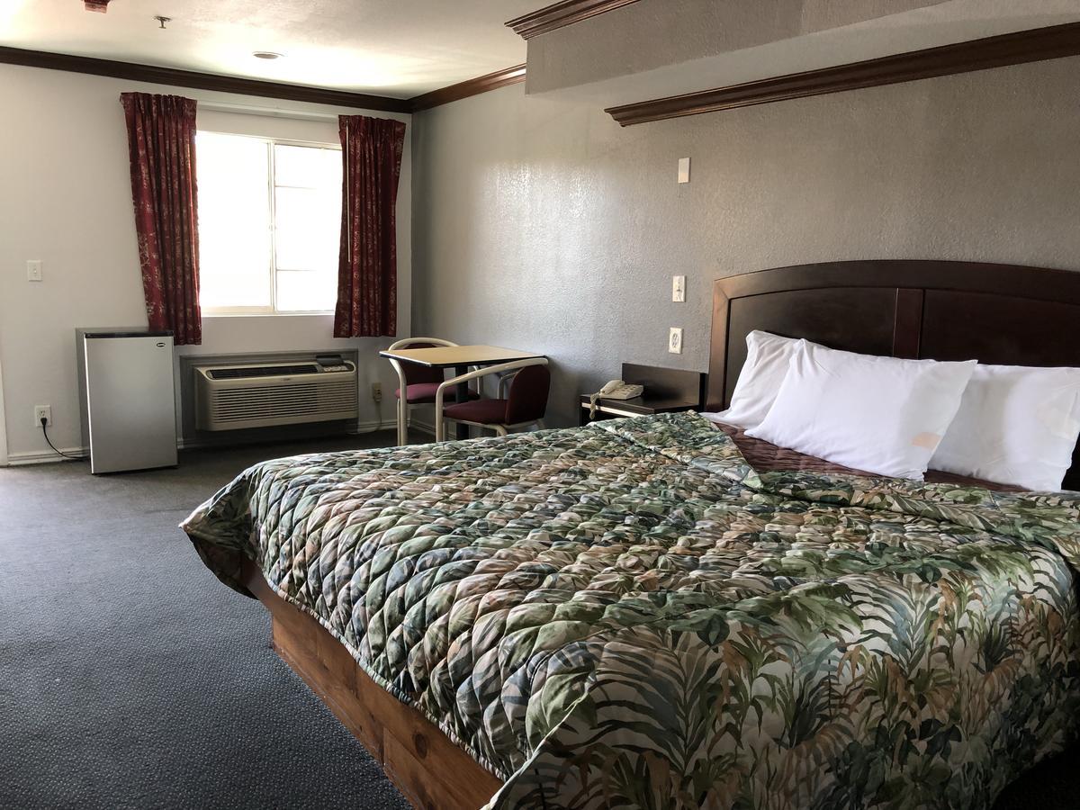 Motel Starlight Inn, Valley Blvd - Downtown La