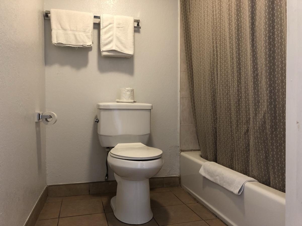 Starlight Valley Boulevard Motel Los Angeles