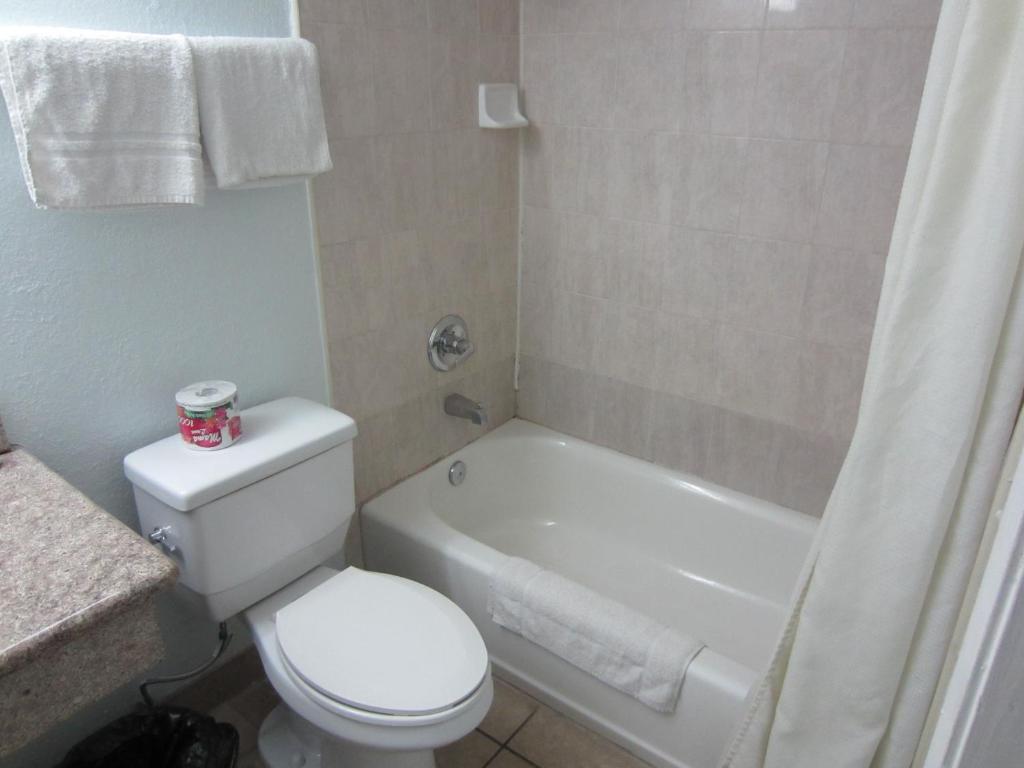 Starlight Inn, Valley Blvd - Downtown La Motel